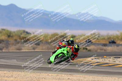 media/Nov-16-2024-CVMA (Sat) [[0e4bb1f32f]]/Race 9-Amateur Supersport Middleweight/